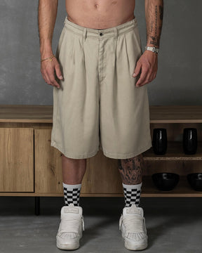 WIDE DOUBLE PLEATED SHORTS BEIGE