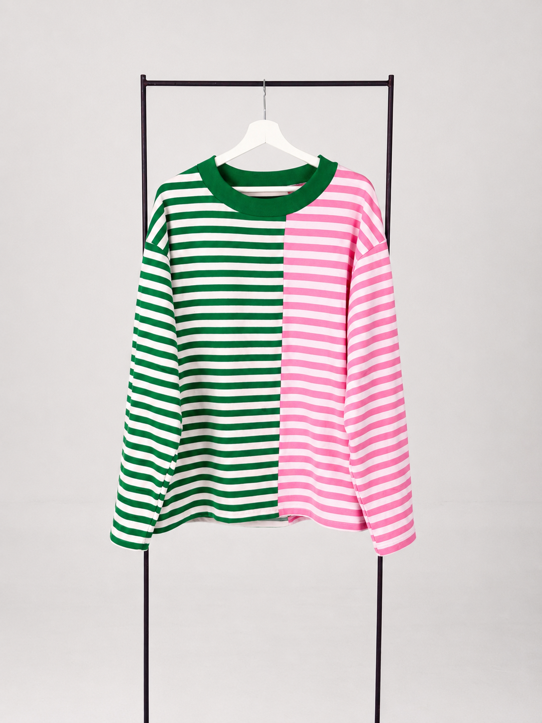 ASYMMETRIC STRIPE LONGSLEEVE