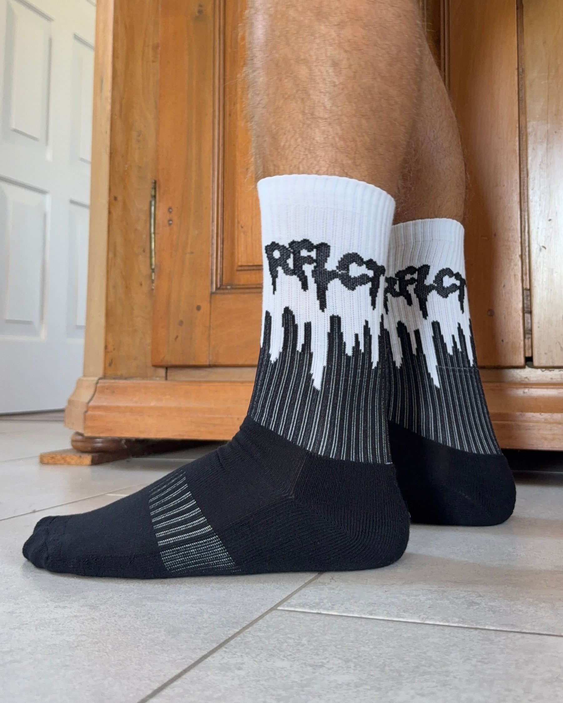 DRIP SOCKS